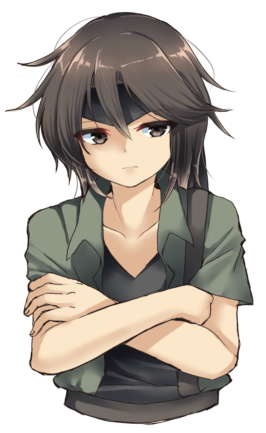 1other androgynous black_headband black_shirt brown_eyes brown_hair closed_mouth collarbone collared_shirt commentary_request crossed_arms green_shirt headband highres kurohebi len'en medium_hair open_clothes open_shirt other_focus ougi_hina shirt short_sleeves simple_background solo v-neck white_background