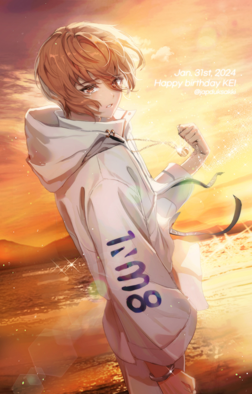 1boy 1nm8_(paradox_live) 2024 character_name crying crying_with_eyes_open dated gold_necklace group_name happy_birthday highres hood hood_down jacket japduksakki jewelry looking_at_viewer male_focus miyama_kei necklace ocean orange_eyes orange_hair paradox_live solo sunset tears twitter_username white_hood white_jacket