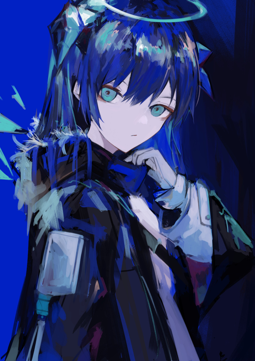 1girl :/ aqua_eyes arknights black_jacket blue_background blue_hair blue_halo demon_horns detached_wings energy_wings expressionless fallen_angel from_side fur-trimmed_hood fur-trimmed_jacket fur_trim halo highres hood horns jacket lch long_hair looking_at_viewer mostima_(arknights) no_nose shirt sidelocks solo white_shirt wings