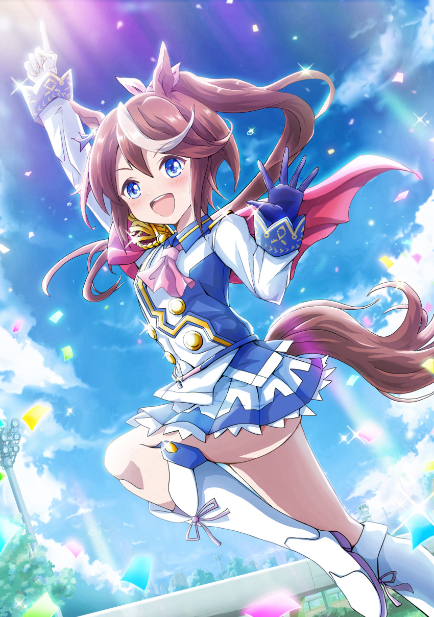 1girl animal_ears arm_up ascot asymmetrical_gloves black_gloves blue_eyes blue_sky boots brown_hair clouds cloudy_sky confetti day epaulettes futa-futa gloves hair_ribbon highres horse_ears horse_girl horse_tail index_finger_raised jacket knee_boots leg_up long_hair long_sleeves looking_at_viewer miniskirt mismatched_gloves multicolored_hair open_mouth outdoors pink_ascot pink_ribbon pleated_skirt ponytail ribbon single_epaulette skirt sky smile solo sparkle standing standing_on_one_leg streaked_hair tail tokai_teio_(umamusume) two-tone_hair umamusume waving white_footwear white_gloves white_hair white_jacket white_skirt