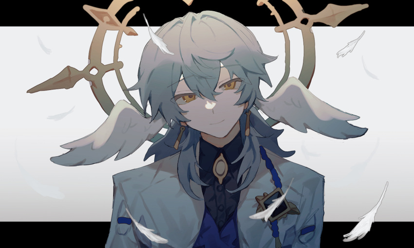 1boy black_border black_shirt blue_hair blue_vest border brooch closed_mouth collared_shirt earrings falling_feathers feathers gradient_background grey_background grey_hair hair_between_eyes halo halo_behind_head head_tilt head_wings highres honkai:_star_rail honkai_(series) inagoinaire jacket jewelry letterboxed looking_at_viewer male_focus medium_hair multicolored_hair open_clothes open_jacket outside_border shirt simple_background smile solo sunday_(honkai:_star_rail) upper_body vest white_background white_feathers white_jacket white_wings wing_collar wings yellow_eyes