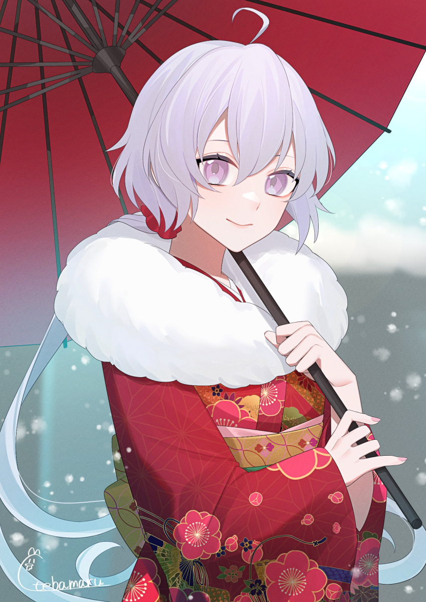1girl closed_mouth cowlick floral_print floral_print_kimono fur-trimmed_kimono fur_trim highres holding holding_umbrella japanese_clothes kimono light_smile long_hair long_sleeves looking_at_viewer low_twintails oil-paper_umbrella purple_hair senki_zesshou_symphogear signature solo tebamaru twintails umbrella upper_body violet_eyes yukine_chris