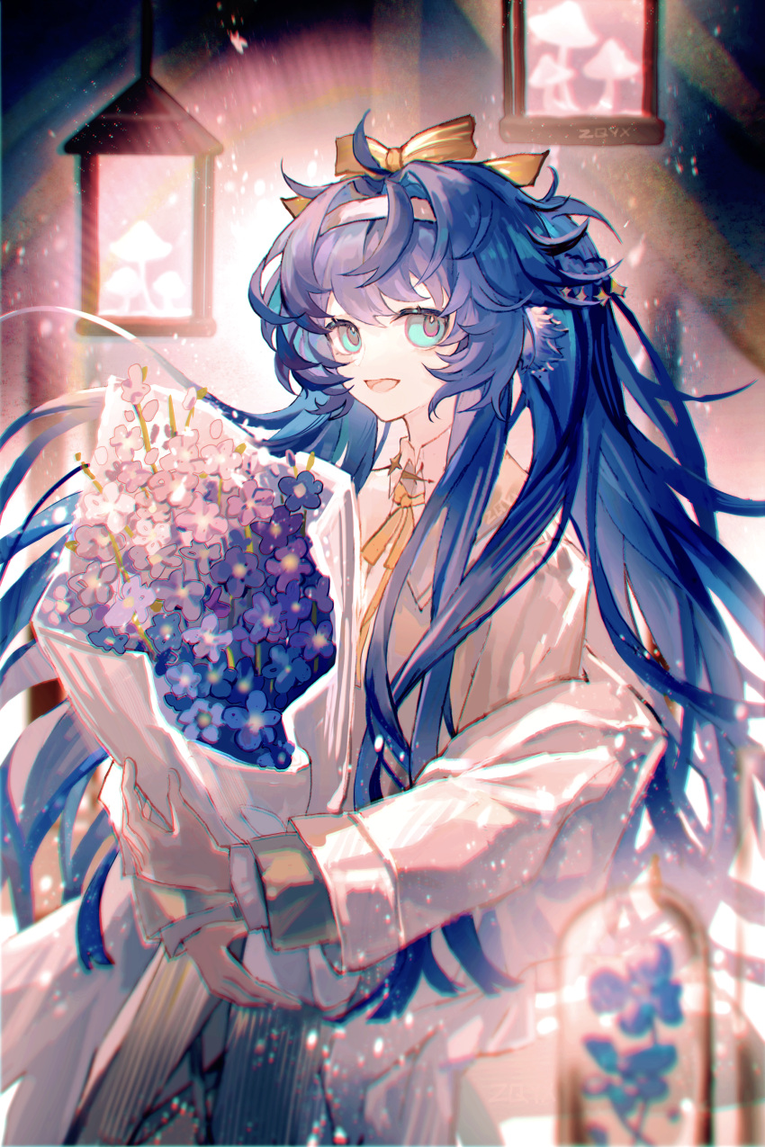 1girl :d absurdres animal_ear_fluff arknights astgenne_(arknights) astgenne_(her_aspiration)_(arknights) blue_eyes blue_flower blue_hair bouquet bow chinese_commentary coat commentary_request flower hairband highres holding holding_bouquet jacket lamp long_hair long_sleeves looking_at_viewer neck_ribbon off_shoulder official_alternate_costume open_mouth ribbon smile solo upper_body very_long_hair white_hairband white_jacket yellow_bow yellow_coat yellow_ribbon zeqiyuxing