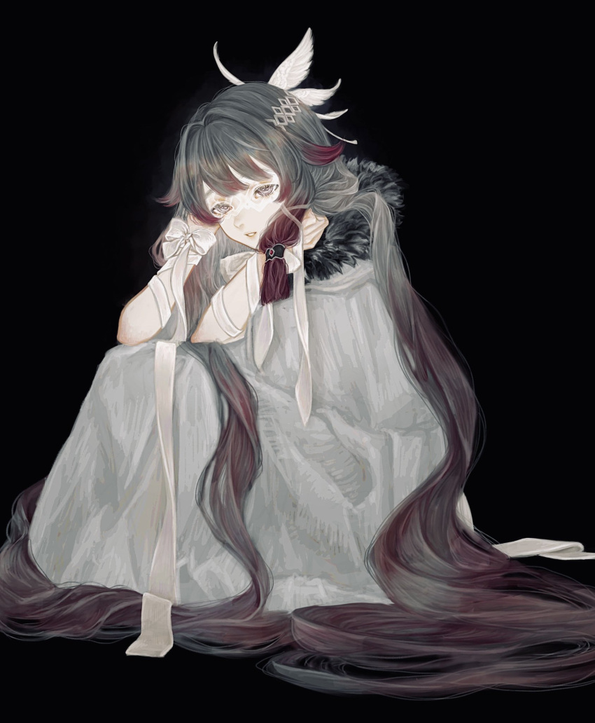 1girl arm_ribbon black_hair cloak columbina_(genshin_impact) eye_mask eyelashes fur-trimmed_cloak fur_trim genshin_impact grey_cloak hair_flaps hair_flowing_over hair_ribbon hair_tubes hands_up hashtag_only_commentary head_tilt highres knees_up long_hair looking_at_viewer low-tied_sidelocks multicolored_hair parted_lips purple_hair redhead ribbon shirone_(coxo_ii) simple_background solo streaked_hair tress_ribbon two-tone_hair unusually_open_eyes white_ribbon wing_hair_ornament wrist_bow
