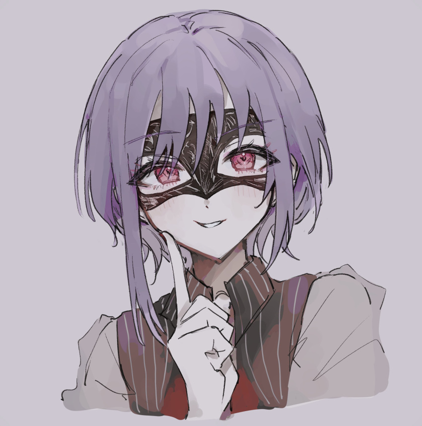 1girl asymmetrical_sidelocks bang_dream! bang_dream!_it's_mygo!!!!! black_shirt commentary cropped_torso finger_to_cheek grey_background hand_up highres index_finger_raised looking_at_viewer mask masquerade_mask pann_(1202zzzx00) purple_hair red_eyes shirt short_hair sidelocks simple_background solo upper_body yuutenji_nyamu