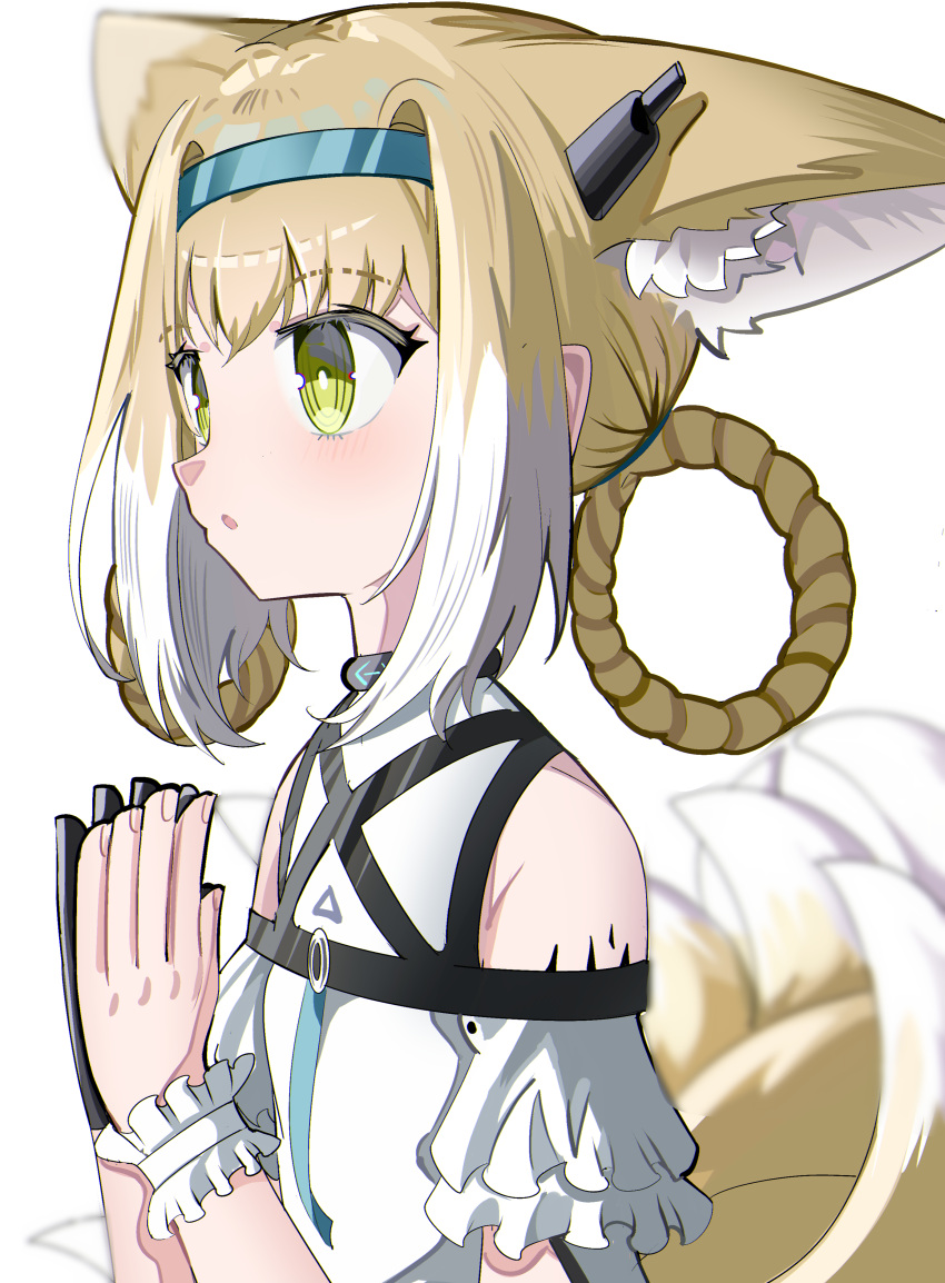 1girl :o absurdres animal_ear_fluff animal_ears arknights bare_shoulders black_gloves blonde_hair blue_hairband blush braid fox_ears fox_girl fox_tail gloves green_eyes hair_intakes hair_rings hairband hands_up highres kitsune multicolored_hair own_hands_together parted_lips shirt short_sleeves simple_background single_glove solo spam_(spamham4506) suzuran_(arknights) tail twin_braids two-tone_hair upper_body white_background white_hair white_shirt