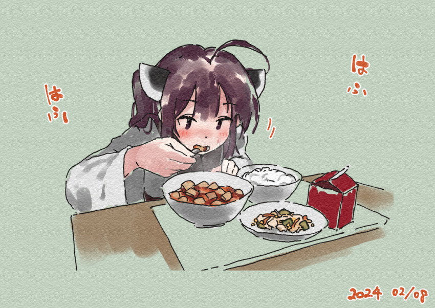 1girl ahoge blush bowl brown_eyes brown_hair dated food food_request green_background headgear holding holding_spoon japanese_clothes kimono lamb_(hitsujiniku) leaning_forward long_sleeves plate rice rice_bowl simple_background solo spoon sweat table touhoku_kiritan translation_request twintails voiceroid white_kimono wide_sleeves