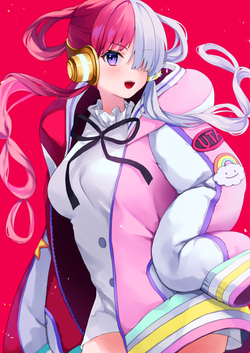 1girl absurdres black_ribbon blush commentary_request dress hair_over_one_eye highres hood hood_down hooded_jacket jacket kashuu_(pixiv_66328082) long_hair multicolored_hair neck_ribbon one_eye_covered one_piece one_piece_film:_red open_clothes open_jacket open_mouth pink_jacket red_background redhead ribbon simple_background sleeves_past_wrists smile split-color_hair teeth upper_teeth_only uta_(one_piece) violet_eyes white_hair