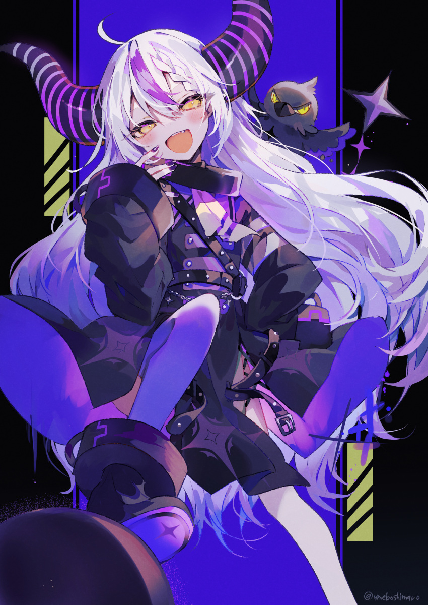 1girl :d absurdres ahoge ankle_cuffs belt black_background black_coat black_footwear black_horns black_jacket blue_background coat collar colored_shoe_soles crow_(la+_darknesss) cuffs demon_girl demon_horns fang hair_between_eyes hand_to_own_mouth highres hololive horns jacket la+_darknesss long_hair long_sleeves metal_collar multicolored_background multicolored_hair open_mouth purple_nails smile solo streaked_hair striped_horns tail umemaro_(siona0908) very_long_hair virtual_youtuber white_hair yellow_eyes