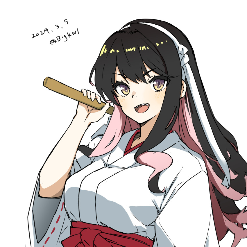 1girl absurdres alternate_costume bigkwl black_hair breasts colored_inner_hair dated fang hairband highres kantai_collection large_breasts long_hair looking_at_viewer multicolored_hair naganami_(kancolle) naganami_kai_ni_(kancolle) one-hour_drawing_challenge pink_hair simple_background smile solo stick twitter_username two-tone_hair violet_eyes wavy_hair white_background white_hairband