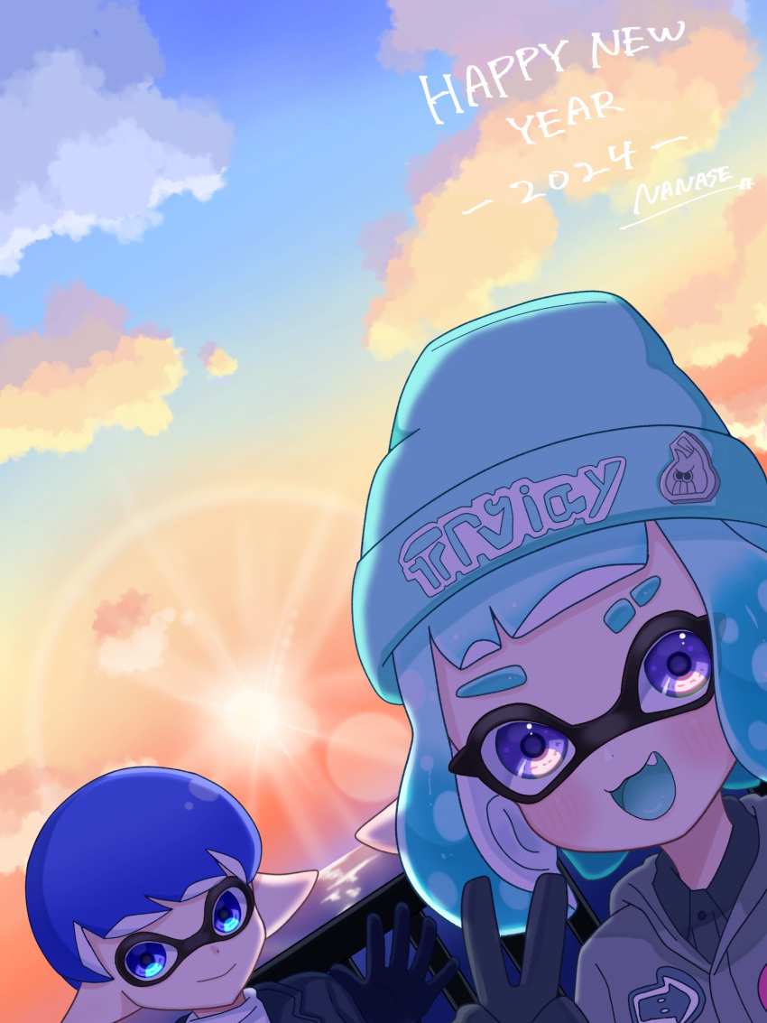 1boy 1girl 2024 :d backlighting beanie black_gloves blue_eyes blue_hair blue_headwear blue_sky closed_mouth clouds dawn eyebrow_cut fangs gloves happy_new_year hat highres horizon inkling inkling_boy inkling_girl inkling_player_character looking_at_viewer open_mouth outdoors pointy_ears print_headwear short_hair sky smile splatoon_(series) splatoon_3 sun tentacle_hair thick_eyebrows tonbofree v waving
