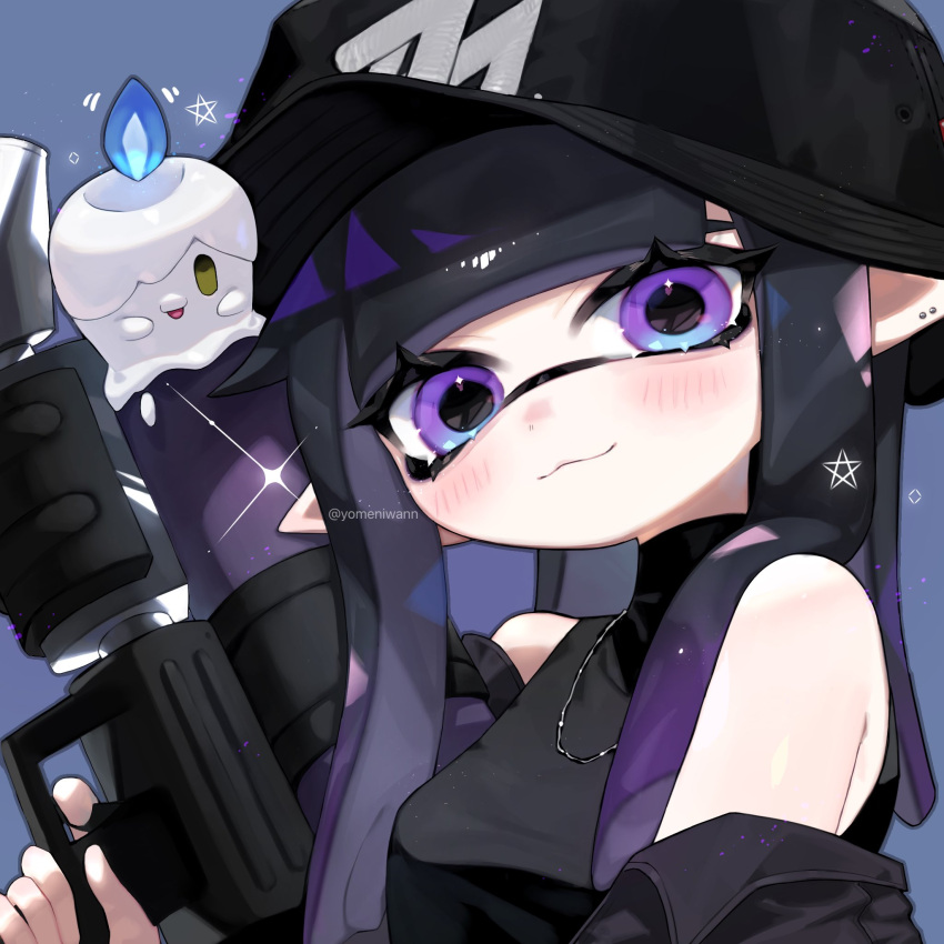 1girl :3 black_hair black_headwear blue_background blue_fire closed_mouth ear_piercing eyelashes fire gradient_hair gun hat highres holding holding_gun holding_weapon inkling inkling_girl inkling_player_character jewelry litwick long_hair looking_at_viewer multicolored_hair necklace octoshot_(splatoon) piercing pointy_ears pokemon print_headwear purple_hair shirt simple_background sleeveless sleeveless_shirt smile splatoon_(series) star_(symbol) tentacle_hair turtleneck_shirt two-tone_hair upper_body violet_eyes weapon yellow_eyes yomeniwan
