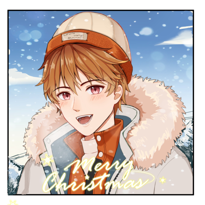 1boy :d beanie blue_sky brown_eyes brown_hair clouds cloudy_sky coat fur_collar hat highres looking_at_viewer lsy0416 luke_pearce_(tears_of_themis) male_focus merry_christmas outdoors short_hair sky smile snow snowing solo tears_of_themis tree upper_body white_coat winter winter_clothes winter_coat