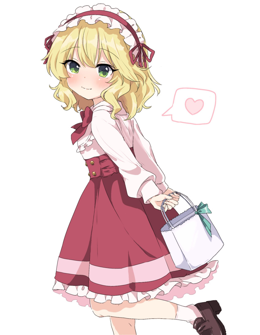 1girl arms_behind_back bag blonde_hair blush bow bowtie brown_footwear buttons commentary_request flat_chest frilled_hairband frilled_shirt frilled_skirt frills green_eyes hair_between_eyes hairband heart highres holding holding_bag idolmaster idolmaster_cinderella_girls long_sleeves looking_at_viewer medium_hair red_bow red_bowtie red_hairband red_ribbon red_skirt remiri_nicoeli ribbon sakurai_momoka shirt shoes sidelocks skirt smile socks solo spoken_heart standing standing_on_one_leg wavy_hair white_background white_bag white_shirt white_socks
