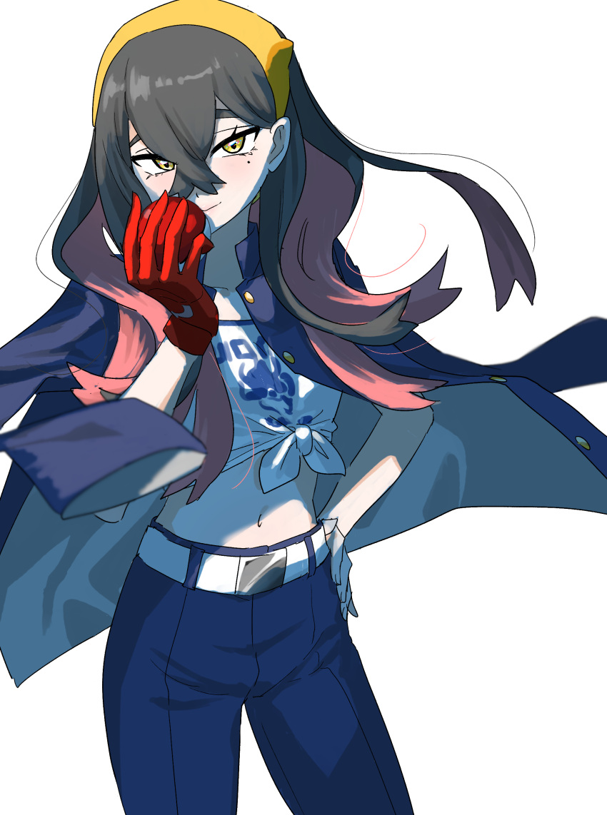1girl absurdres alternate_costume black_hair blue_jacket blue_pants carmine_(pokemon) closed_mouth crossed_bangs gloves hair_between_eyes hairband hand_on_own_hip highres holding holding_poke_ball jacket jacket_on_shoulders long_hair looking_at_viewer midriff mole mole_under_eye momoji_(momoemomoe204) navel pants poke_ball poke_ball_(basic) pokemon pokemon_sv red_gloves redhead shirt single_glove smile solo tied_shirt white_background yellow_eyes yellow_hairband