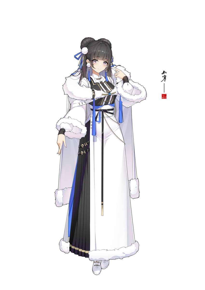 1girl absurdres black_hair blue_hair blue_ribbon blunt_bangs cape chinese_clothes chinese_text closed_mouth coat double_bun dress earrings full_body fur_trim hair_bun hair_ornament hand_up hanfu highres huang_(pixiv3580877) jewelry long_hair long_sleeves looking_at_viewer mingzhi_ruqun multicolored_hair original pom_pom_(clothes) ribbon sash shoes simple_background solo standing violet_eyes white_background white_cape white_coat white_dress white_footwear