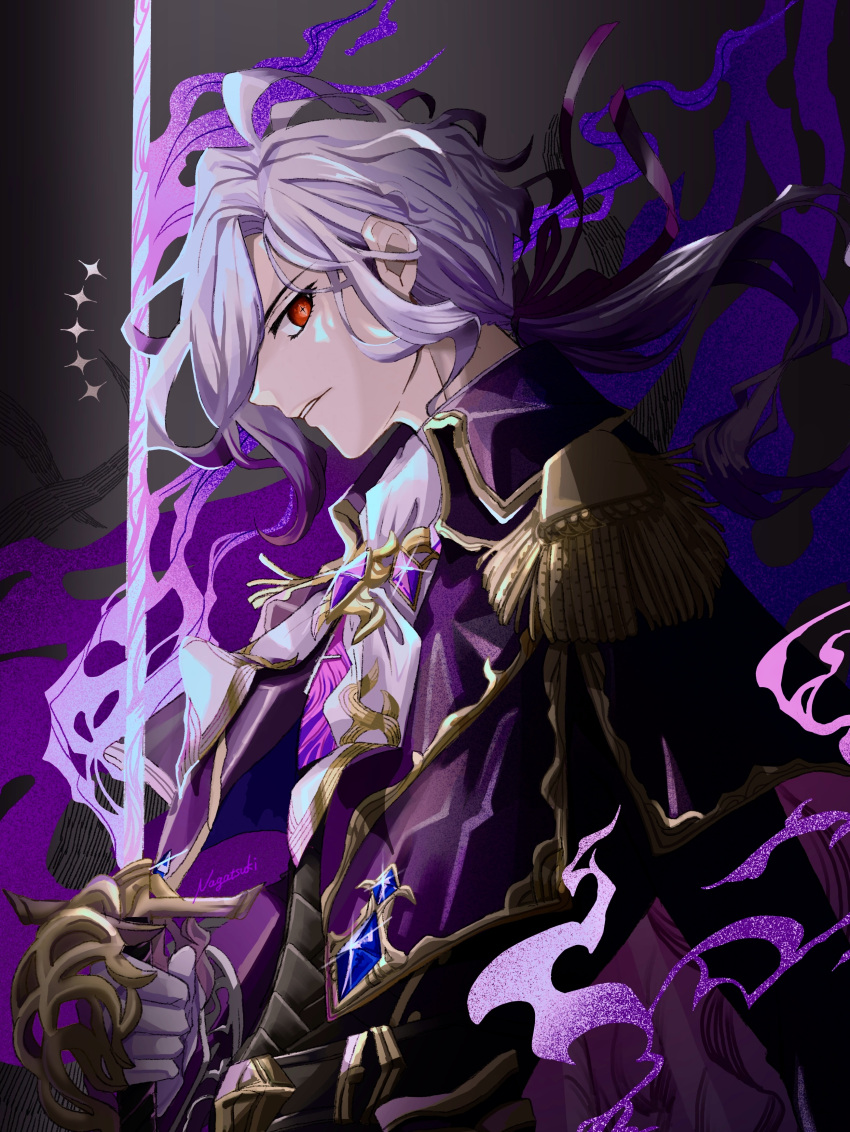 1boy absurdres black_fire fate/grand_order fate_(series) fire flaming_sword flaming_weapon gloves glowing glowing_sword glowing_weapon grey_hair highres looking_at_viewer male_focus purple_fire red_eyes solo sword the_count_of_monte_cristo_(fate) weapon