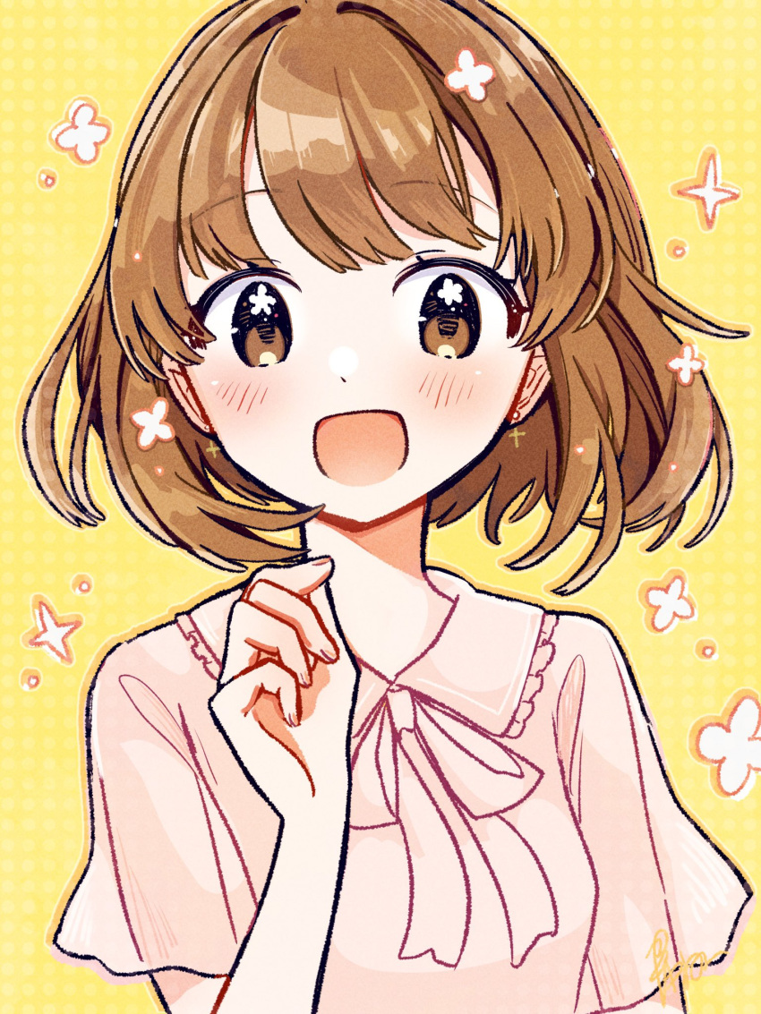 1girl :d aoiyui arm_at_side blush brown_eyes brown_hair collared_shirt dot_nose hand_up highres long_bangs looking_at_viewer neck_ribbon open_mouth original ribbon shirt short_hair short_sleeves sidelocks simple_background smile solo sparkle upper_body white_ribbon white_shirt yellow_background