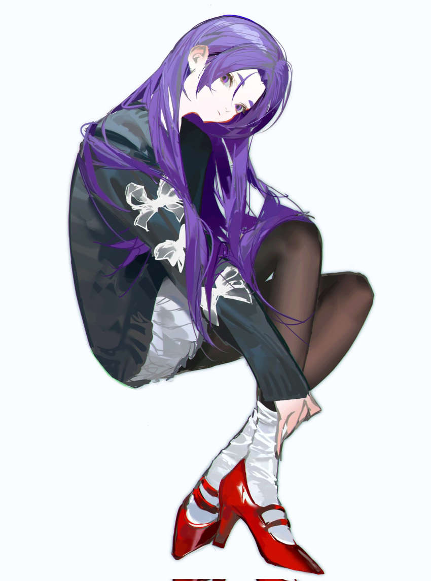 1girl black_pantyhose closed_mouth corrupted_twitter_file full_body high_heels highres leg_warmers long_hair long_sleeves looking_at_viewer miyu_(shiyemiyu) original pantyhose pleated_skirt purple_hair red_footwear shoes simple_background sitting skirt solo violet_eyes white_leg_warmers