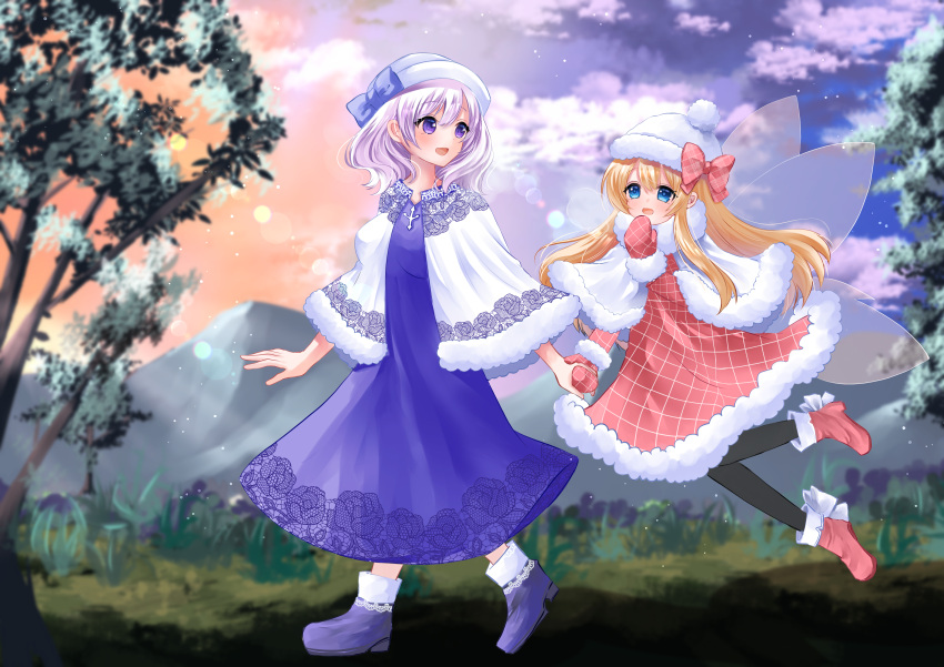 2girls absurdres alternate_costume black_pantyhose blonde_hair blue_bow blue_dress blue_eyes blue_footwear bow capelet commentary_request commission dress fairy fairy_wings flying footwear_bow fur-trimmed_capelet fur-trimmed_dress fur-trimmed_headwear fur-trimmed_mittens fur_trim hat hat_bow highres holding_hands letty_whiterock lily_white long_hair long_sleeves mittens multiple_girls open_mouth outdoors pantyhose purple_hair red_bow red_dress red_mittens skeb_commission smile touhou violet_eyes white_bow white_capelet white_hat wings yuuki_hana_(jtnp5334)