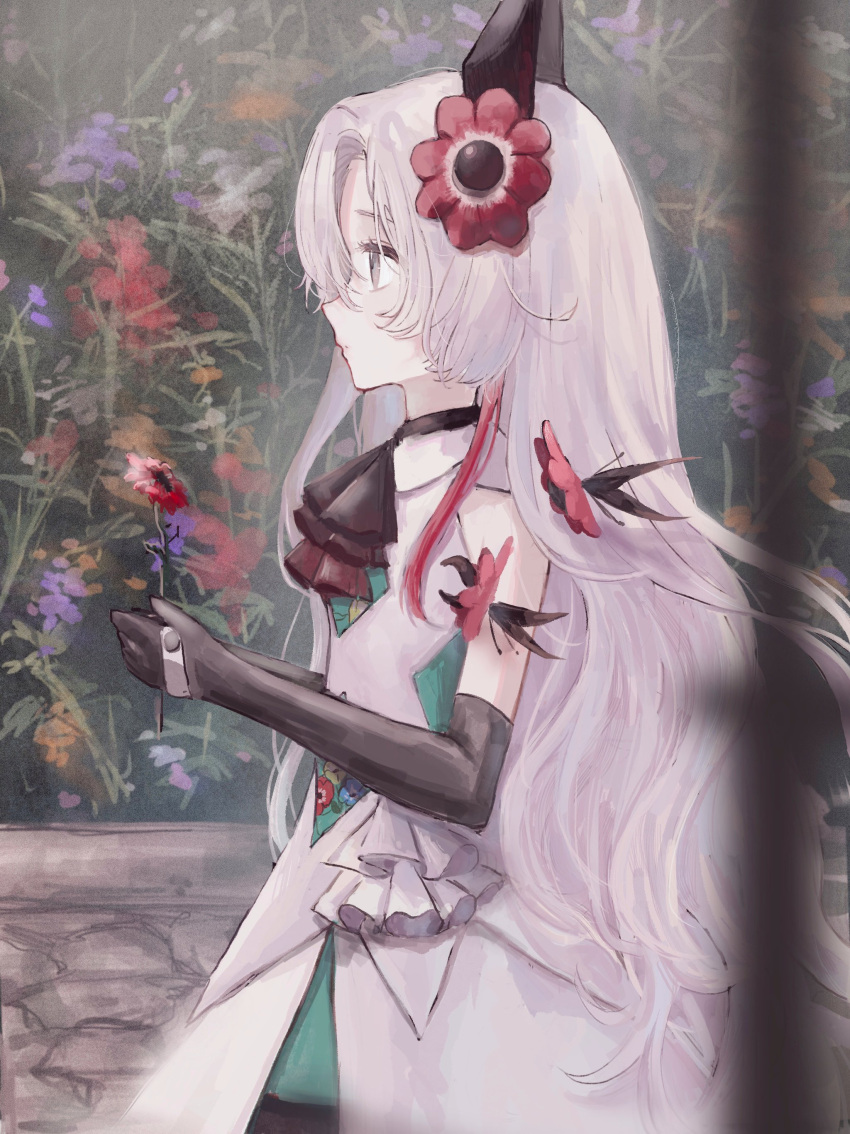 1girl absurdres ascot creature dress elbow_gloves expressionless familiar flower gloves grey_dress grey_eyes grey_hair hair_flower hair_ornament headgear highres holding holding_flower isekai_joucho kamitsubaki_studio long_hair looking_to_the_side multicolored_hair profile red_flower redhead ria_(rian_0210) solo two-tone_hair very_long_hair virtual_youtuber