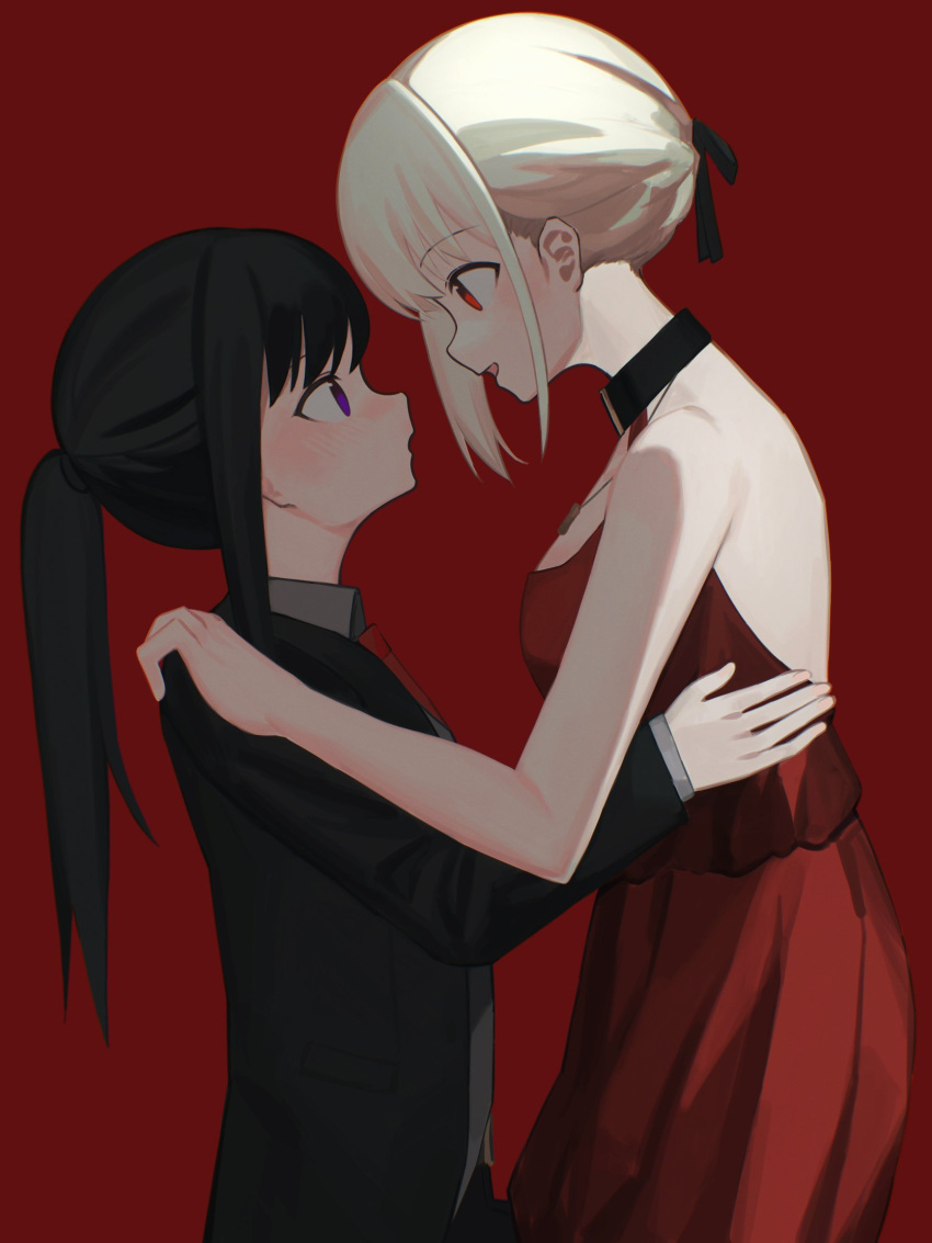 2girls bare_arms bare_shoulders black_hair black_jacket black_ribbon blonde_hair blush commentary dress eye_contact from_side hair_ribbon hair_up hand_on_another's_shoulder hand_on_another's_waist hashtag-only_commentary highres inoue_takina jacket long_hair long_sleeves looking_at_another lu_guan lycoris_recoil multiple_girls nishikigi_chisato open_mouth ponytail profile red_background red_dress red_eyes ribbon simple_background sleeveless sleeveless_dress smile violet_eyes yuri