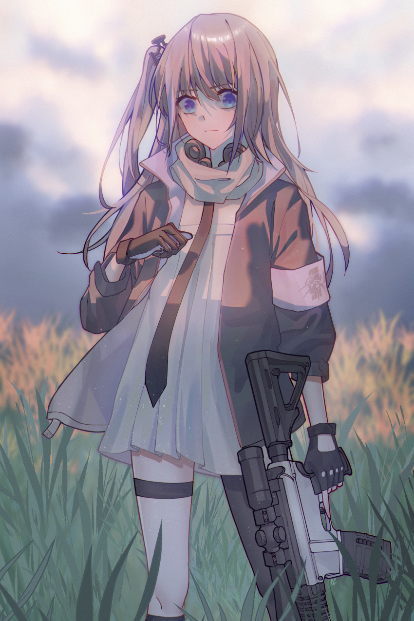 1girl absurdres ar-15 asymmetrical_gloves black_gloves black_jacket black_necktie black_thighhighs blue_eyes closed_mouth clouds cloudy_sky cowboy_shot dress eyebrows_hidden_by_hair fingerless_gloves girls_frontline gloves grass gun hand_up highres holding holding_gun holding_weapon jacket long_hair looking_at_viewer mismatched_gloves multicolored_hair necktie one_side_up open_clothes open_jacket pink_armband pink_hair purple_hair rifle scope single_thighhigh sky solo st_ar-15_(girls'_frontline) streaked_hair thigh-highs thigh_strap trigger_discipline weapon white_dress wu_chengyi3999