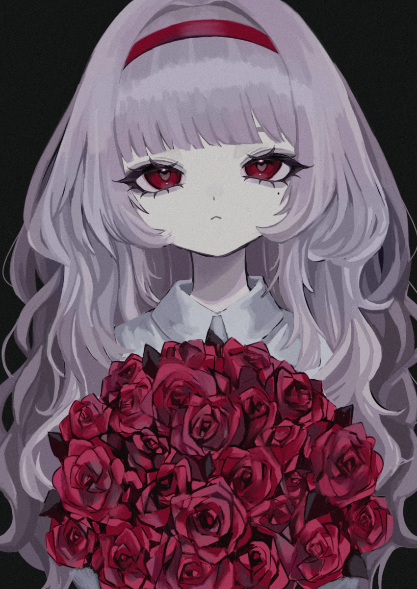 1girl :&lt; black_background blunt_bangs bouquet closed_mouth eyelashes flower hairband highres holding holding_bouquet long_hair looking_at_viewer mole mole_under_eye original purple_hair red_eyes red_flower red_hairband red_rose revision rose shiona_(siona0625) simple_background solo straight-on upper_body wavy_hair