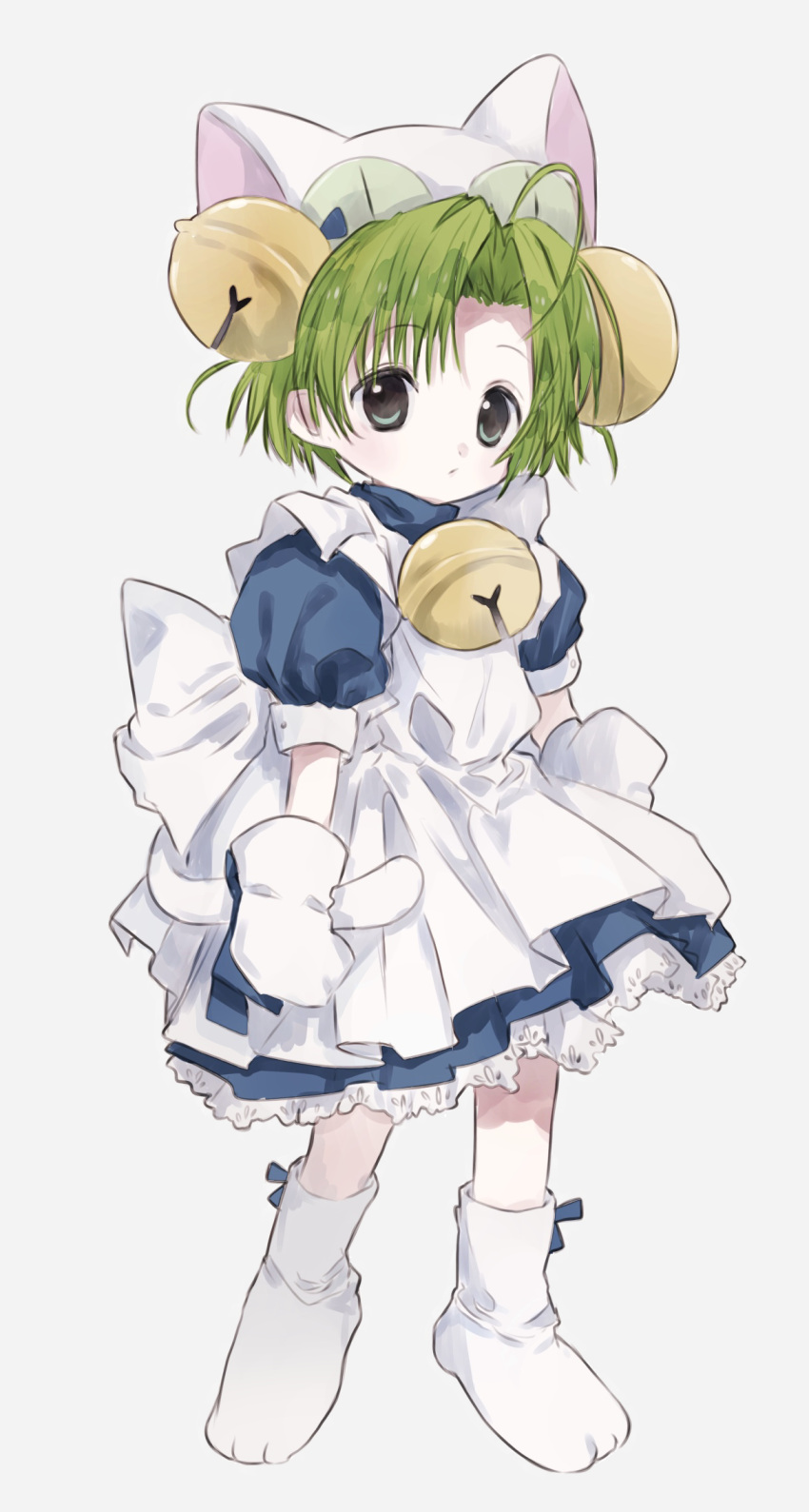 1girl ahoge animal_hat apron bell black_eyes blue_bow blue_dress bow bow_legwear cat_hat closed_mouth dejiko di_gi_charat dress expressionless frilled_apron frills gloves green_hair grey_background hano_luno hat highres jingle_bell lace-trimmed_dress lace_trim looking_at_viewer maid_apron mittens neck_bell parted_bangs paw_shoes puffy_short_sleeves puffy_sleeves short_hair short_sleeves simple_background slit_pupils socks solo standing white_apron white_gloves white_mittens white_socks