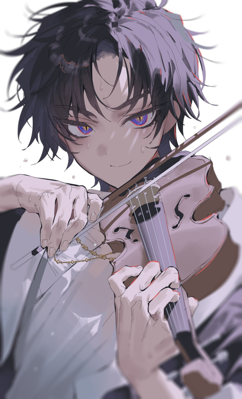 1boy absurdres black_hair blurry bow_(music) character_request highres holding holding_instrument holding_violin instrument korean_commentary longing_and_lies_(manhwa) looking_at_viewer male_focus mara_universe multicolored_eyes music playing_instrument shirt simple_background solo sweat upper_body violet_eyes violin white_background white_shirt