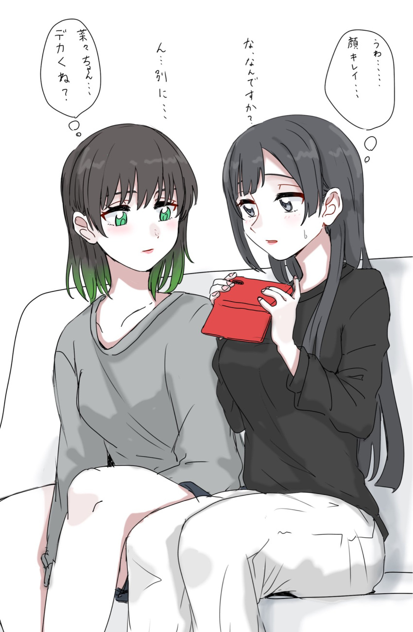 2girls black_hair black_shirt blue_shorts blush breasts cellphone closed_mouth collarbone commentary gradient_hair green_eyes green_hair grey_eyes grey_shirt hair_down highres holding holding_phone long_hair long_sleeves looking_down love_live! love_live!_nijigasaki_high_school_idol_club majime_na_gakuinsei medium_breasts multicolored_hair multiple_girls pants parted_lips phone shirt short_hair shorts sidelocks sitting smartphone sweat symbol-only_commentary takasaki_yu thought_bubble translation_request upper_body white_background white_pants yuki_setsuna_(love_live!)