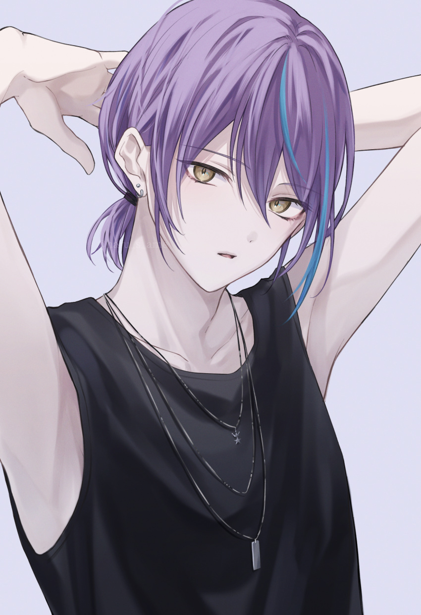 1boy absurdres ame_(harusame) arms_behind_head arms_up bishounen black_tank_top blue_hair collarbone earrings eyelashes grey_background hair_between_eyes highres jewelry kamishiro_rui looking_at_viewer male_focus multicolored_hair multiple_necklaces open_mouth project_sekai purple_hair shirt short_hair solo streaked_hair tank_top two-tone_hair upper_body wonderlands_x_showtime_(project_sekai) yellow_eyes