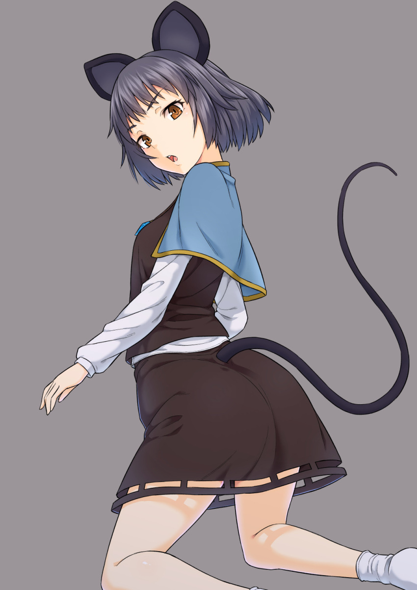 1girl animal_ears black_skirt black_vest blue_capelet brown_eyes capelet commentary_request full_body grey_background grey_hair highres kakone kneeling long_sleeves looking_at_viewer mouse_ears mouse_girl mouse_tail nazrin open_mouth short_hair simple_background skirt socks solo tail touhou vest white_socks