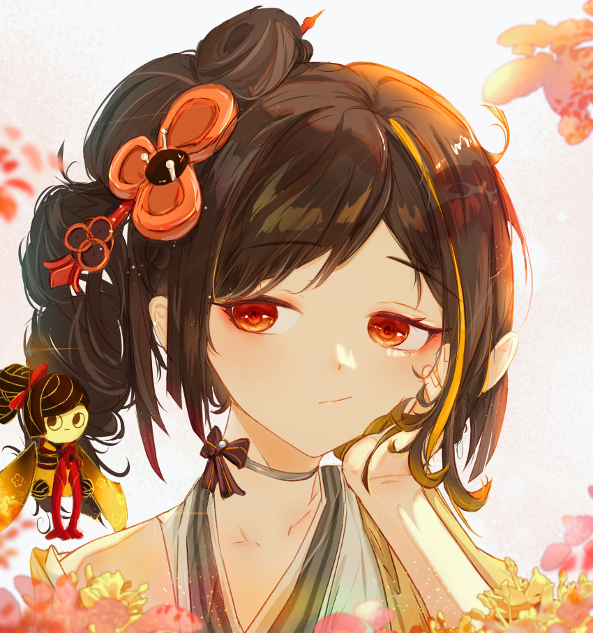 1girl :/ absurdres asymmetrical_sidelocks blonde_hair brown_hair chiori_(genshin_impact) choker commentary_request drill_hair drill_ponytail genshin_impact grey_kimono hair_ornament haori head_rest highres japanese_clothes kimono long_hair looking_to_the_side luo_(tfpx7458) multicolored_hair off_shoulder red_eyes ribbon_choker simple_background sleeveless sleeveless_kimono solo tamoto_(genshin_impact) upper_body