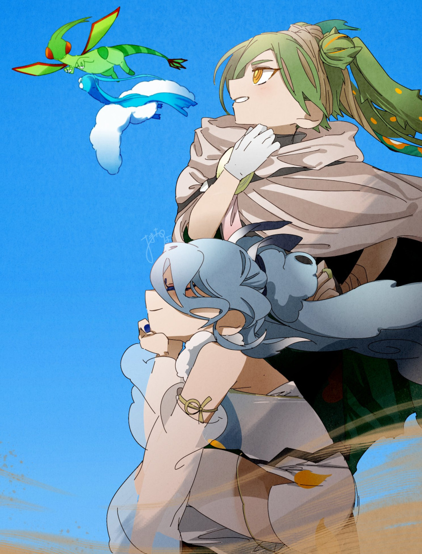 2girls altaria bird bird_tail blue_background blue_hair blue_skin chicken_curry claws closed_eyes colored_skin commentary_request detached_sleeves double_bun fluffy flygon flying_miku_(project_voltage) green_hair green_skin grey_cloak ground_miku_(project_voltage) hair_bun hatsune_miku highres long_hair multiple_girls orange_eyes pokemon pokemon_(creature) project_voltage simple_background smile squatting standing tail teeth twintails vocaloid white_sleeves wings