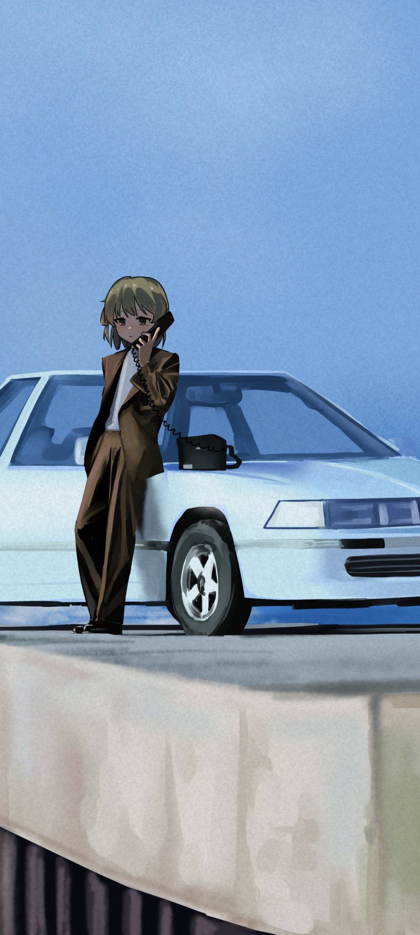 1girl absurdres alternate_costume blue_sky brown_eyes brown_hair brown_jacket brown_pants cat chinese_commentary closed_mouth commentary_request corded_phone crossdressing hatoba_tsugu highres holding holding_phone jacket leaning_against_vehicle long_sleeves mimizu_ningen mixed-language_commentary open_clothes open_jacket outdoors pants phone reference_request serious shirt shoes sky solo suit_jacket talking_on_phone tsugu_(vtuber) virtual_youtuber white_shirt wide_shot