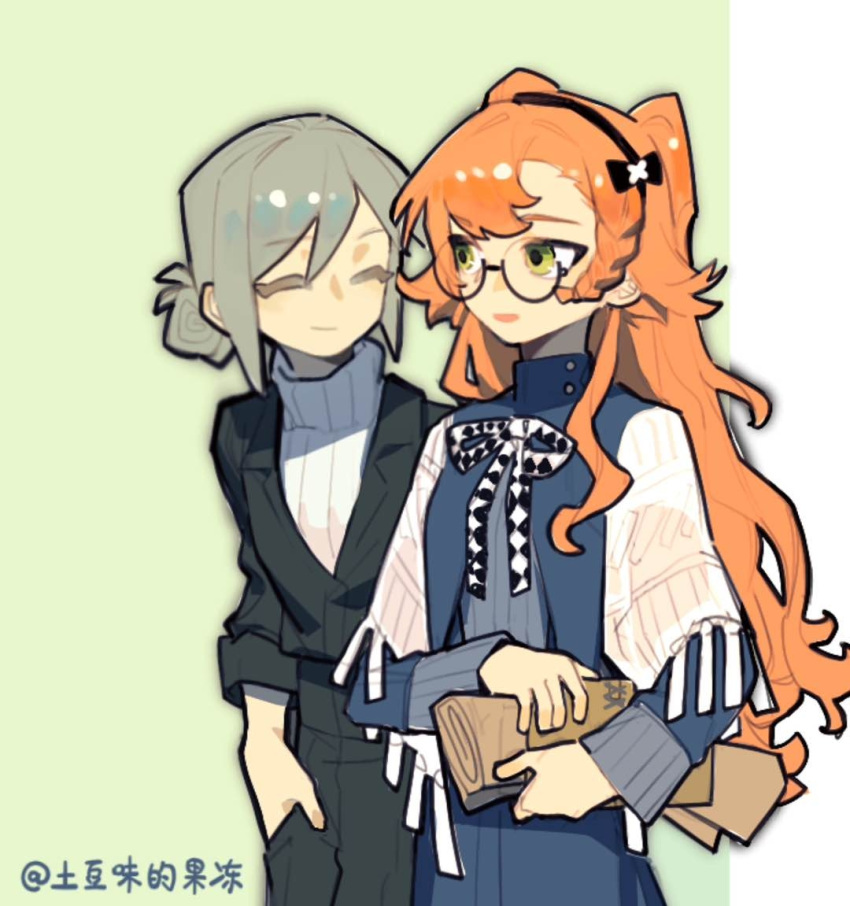 2girls :d ^_^ artist_name black_hairband black_jacket black_pants blue_dress capelet checkered_ribbon closed_eyes dress facing_another glasses green_background green_eyes grey_hair hair_bun hairband hand_in_pocket holding holding_paper jacket long_hair long_sleeves looking_at_another looking_to_the_side multiple_girls neck_ribbon orange_hair pants paper paper_roll reverse:1999 ribbed_sweater ribbon round_eyewear short_hair signature single_side_bun smile sonetto_(reverse:1999) sweater tudouwei_de_guodong turtleneck turtleneck_sweater two_side_up upper_body vertin_(reverse:1999) white_capelet white_sweater