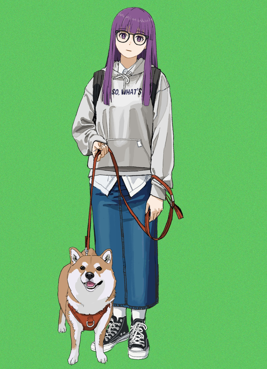 1girl absurdres alternate_costume black_footwear blunt_bangs closed_mouth dog fern_(sousou_no_frieren) glasses green_background hair_between_eyes highres holding holding_leash leash long_hair looking_at_viewer purple_hair shiren_(ourboy83) sidelocks simple_background solo sousou_no_frieren standing violet_eyes