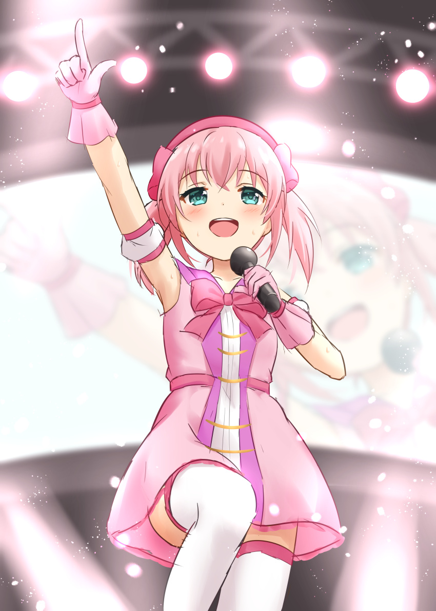 1girl :d absurdres alternative_girls armpits blurry blurry_background blush bow collarbone cowboy_shot crossed_bangs dress dress_bow gloves green_eyes hairband highres holding holding_microphone light_particles mano_sakurako microphone open_mouth pink_dress pink_gloves pink_hair pink_hairband screen_zoom short_dress sleeveless sleeveless_dress smile solo stage_lights sweat teeth thigh-highs upper_teeth_only white_thighhighs yutuki_ame