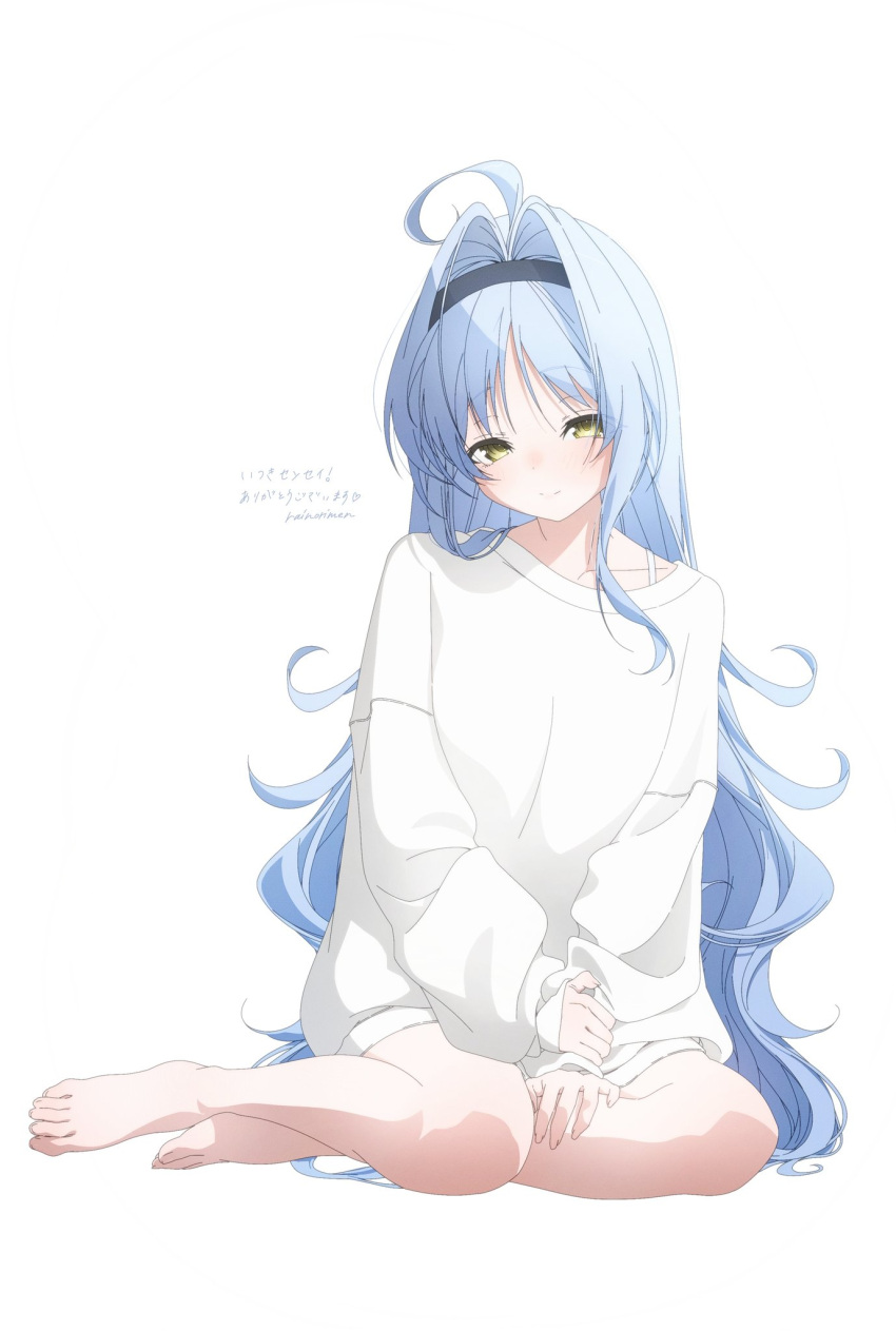 1girl ahoge bare_legs barefoot blue_hair blush borrowed_character commentary_request full_body hairband highres long_hair looking_at_viewer original second-party_source simple_background sitting smile solo sweater toes usurai_rairai white_background white_sweater yellow_eyes