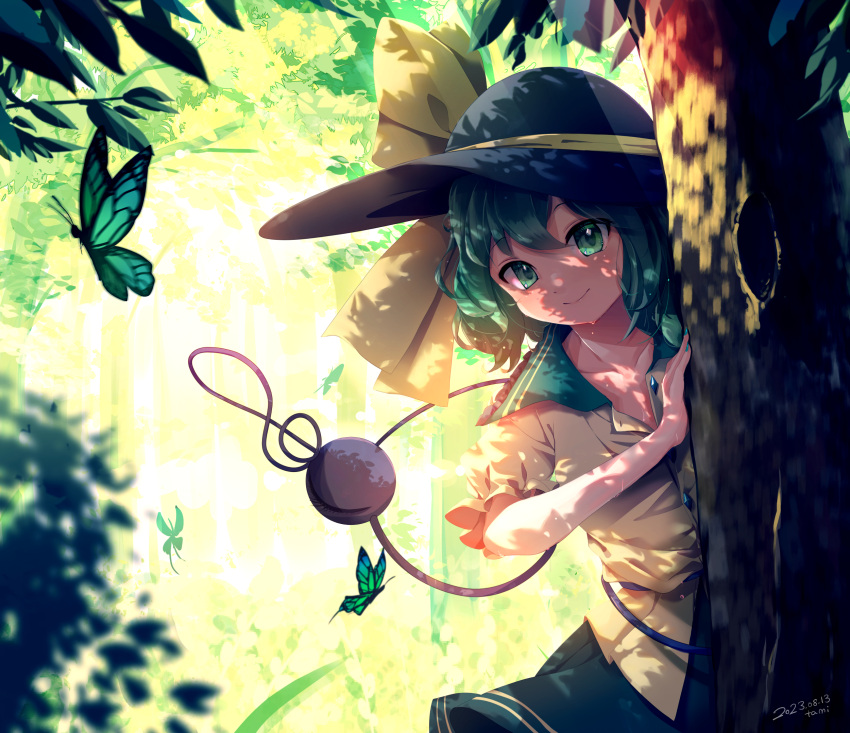 1girl 2023 adapted_costume animal black_hat bug butterfly buttons closed_mouth collarbone commentary cowboy_shot dappled_sunlight dated day diamond_button frilled_shirt_collar frills green_butterfly green_eyes green_hair green_nails green_skirt hair_between_eyes hand_up hat hat_ribbon highres komeiji_koishi light_rays looking_at_viewer medium_hair musical_note nail_polish outdoors puffy_short_sleeves puffy_sleeves revision ribbon shirt short_hair short_sleeves signature skirt smile solo sunbeam sunlight sweat tami_(joemanyodw) third_eye touhou tree tsurime yellow_ribbon yellow_shirt