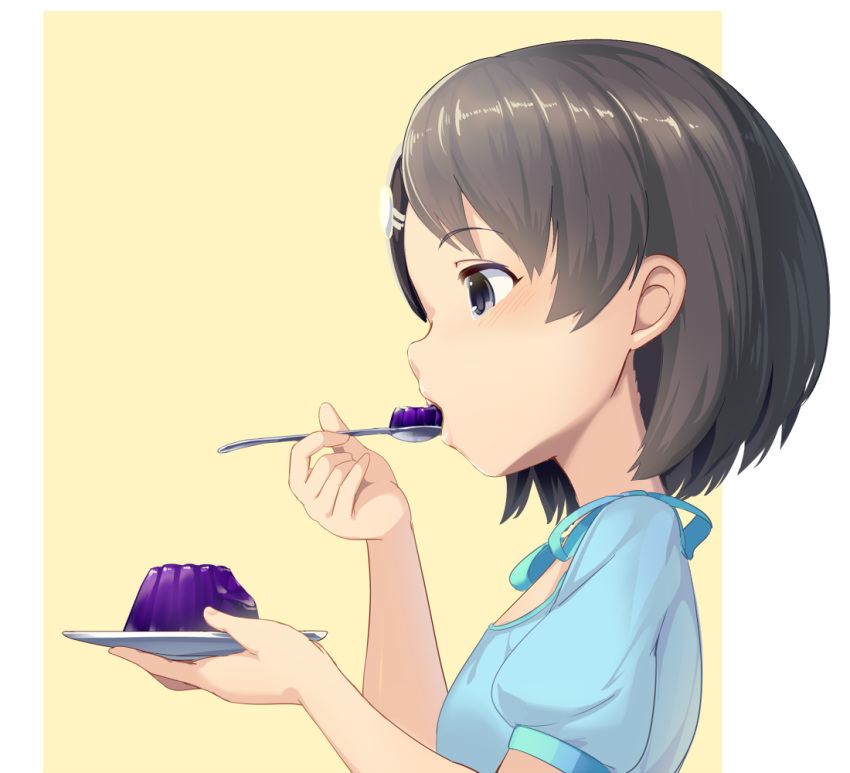 1girl black_eyes black_hair blue_shirt breasts commentary eating from_side gelatin hair_ornament hairclip hands_up holding holding_plate holding_spoon idolmaster idolmaster_cinderella_girls idolmaster_cinderella_girls_starlight_stage looking_at_another open_mouth plate sasaki_chie shirt short_hair short_sleeves simple_background small_breasts solo spoon upper_body yellow_background yoshika_(music480069)