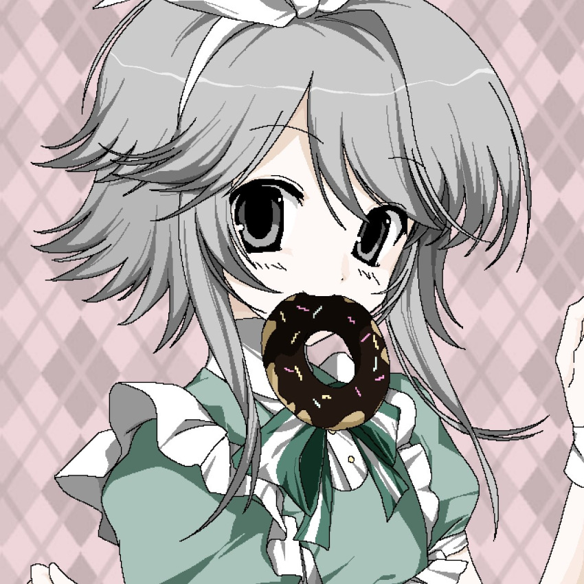 1other alternate_costume androgynous argyle_background chinese_commentary closed_mouth commentary_request doughnut food food_in_mouth gas_wf green_ribbon green_shirt hairband hand_up highres houlen_yabusame len'en neck_ribbon oekaki other_focus pink_background portrait puffy_short_sleeves puffy_sleeves ribbon shirt short_hair_with_long_locks short_sleeves sleeves_past_wrists smile white_hairband