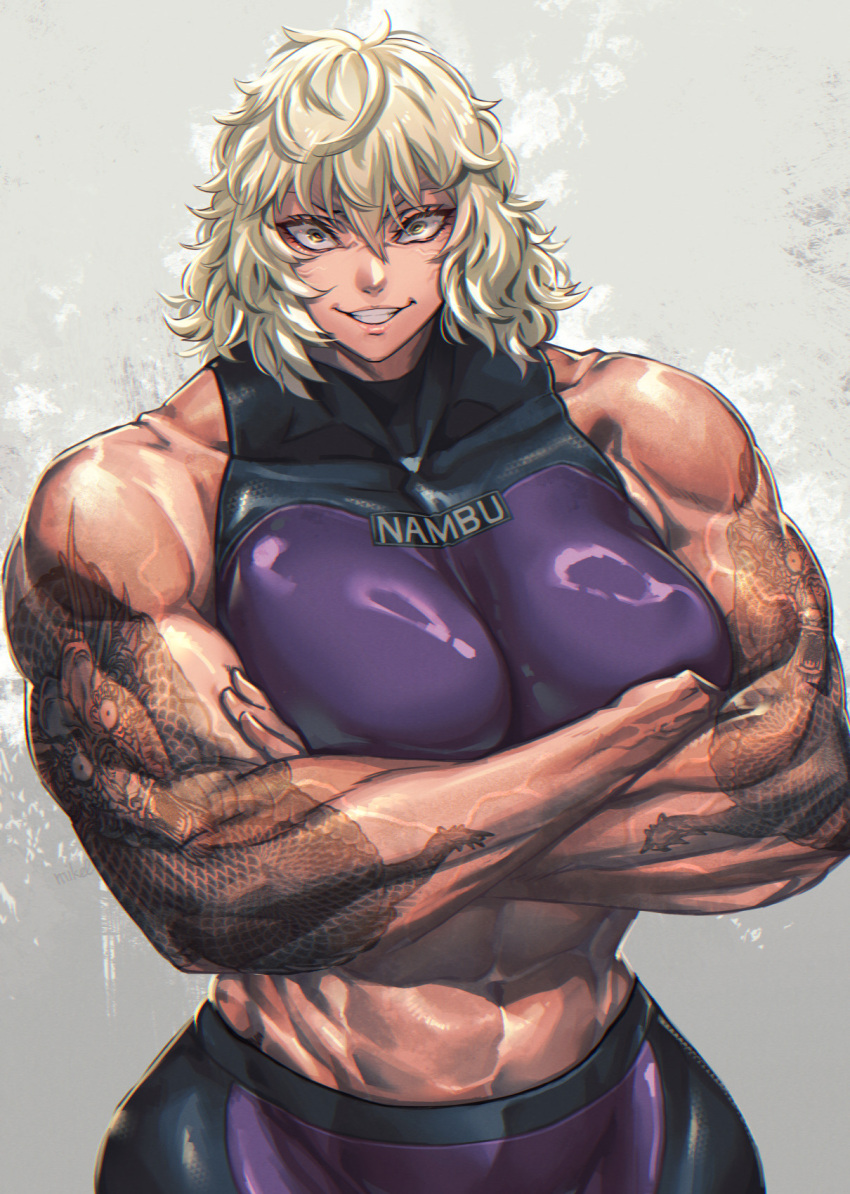 1girl abs arm_tattoo breasts crossed_arms eyelashes grin highres isshou_senkin looking_at_viewer messy_hair midriff mikel_(4hands) muscular muscular_female navel sena_riko_(isshou_senkin) short_hair simple_background smile solo sports_bra sportswear tattoo yellow_eyes