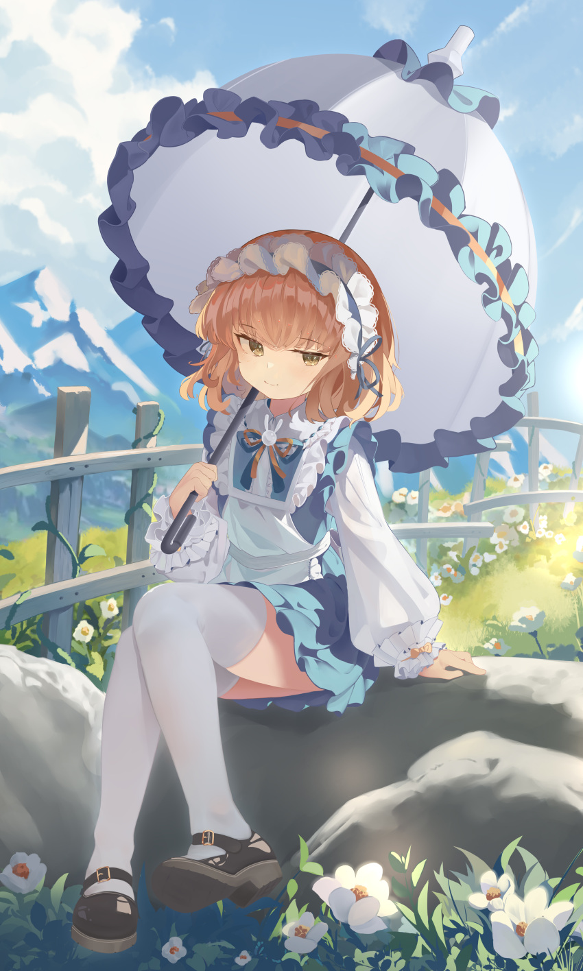 1girl absurdres apron bing_nuan_nuan black_footwear blonde_hair blue_dress blue_hairband blue_sky brown_eyes brown_ribbon closed_mouth clouds collared_shirt commentary_request dress fence flower frilled_hairband frilled_umbrella frills full_body grass hairband highres hina_momo holding holding_umbrella lolita_fashion looking_at_viewer mahjong_soul maid_apron medium_bangs mountainous_horizon neck_ribbon outdoors parasol ribbon rock shirt shoes short_hair sky smile solo standing thigh-highs umbrella wavy_hair white_flower white_shirt white_thighhighs white_umbrella wooden_fence