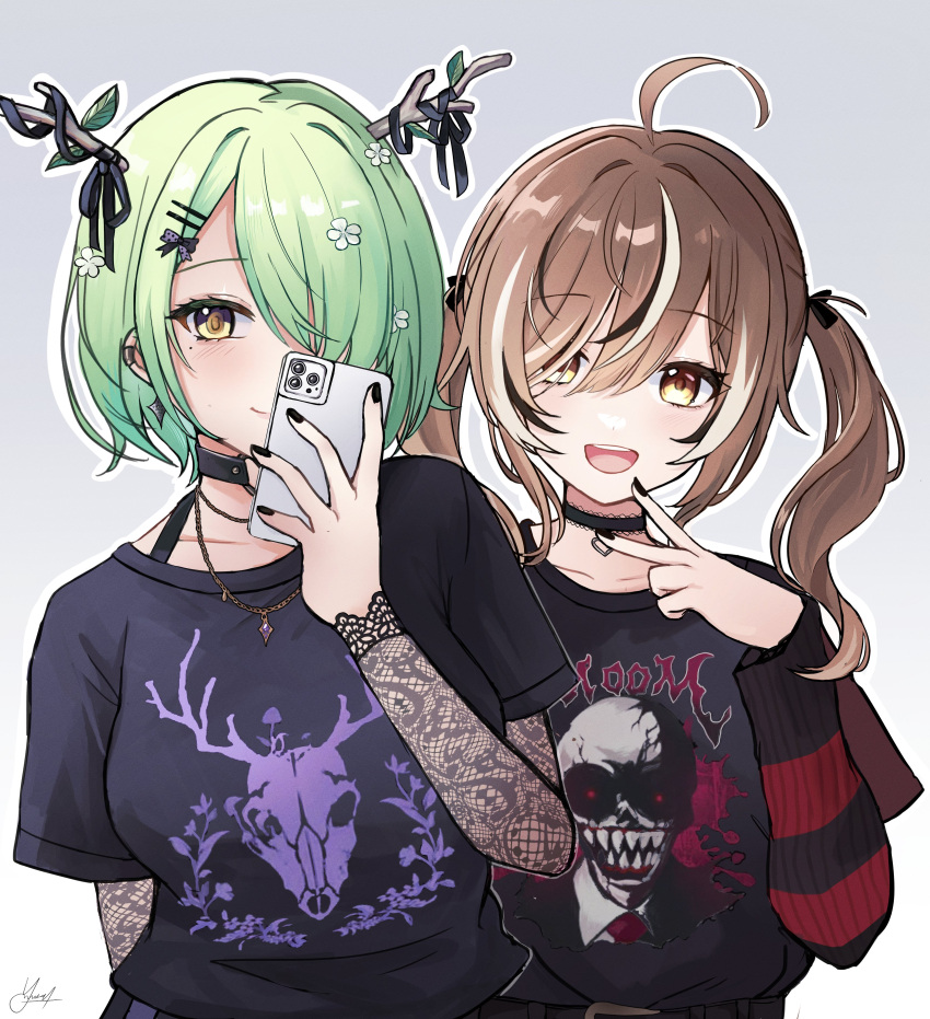 2girls :d absurdres antler_ornament antler_ribbon antlers belt black_choker black_nails black_shirt black_sweater brown_eyes brown_hair cellphone ceres_fauna ceres_fauna_(goth) choker commentary earrings emo_fashion flower goth_fashion green_hair grey_background hair_flower hair_ornament hair_over_one_eye heart heart_choker heart_o-ring heart_ring_choker highres holding holding_phone hololive hololive_english horns jewelry kato_yuurina lace-trimmed_choker lace_sleeves lace_trim multiple_girls nanashi_mumei nanashi_mumei_(emo) necklace nightmare_(nanashi_mumei) phone red_sweater shirt shirt_tucked_in smartphone smile striped_clothes striped_sweater sweater sweater_under_shirt symbol-only_commentary t-shirt teeth tree_horns two-tone_sweater upper_teeth_only v virtual_youtuber yellow_eyes