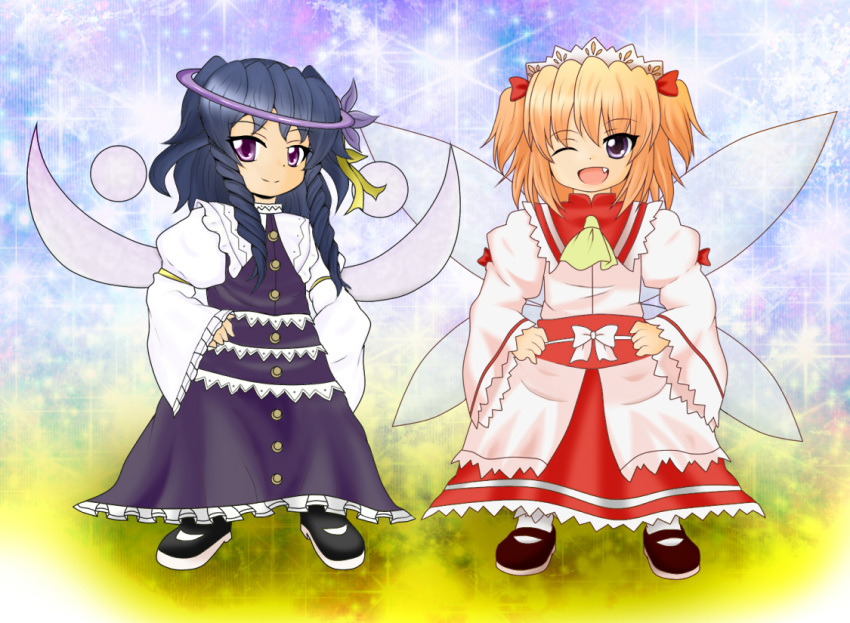 2girls blonde_hair fairy_wings fang multiple_girls open_mouth sugar_satellite sunny_milk touhou twintails wings wink