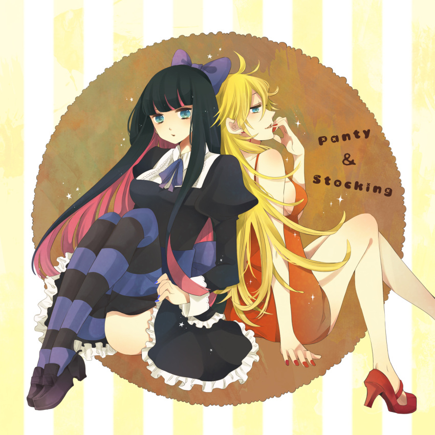 ahoge back-to-back blonde_hair blue_eyes bow breasts dress hair_bow high_heels highres ichinose_(sorario) large_breasts multicolored_hair multiple_girls panty_&amp;_stocking_with_garterbelt panty_(character) panty_(psg) shoes sideboob sitting stocking_(character) stocking_(psg) striped striped_legwear striped_thighhighs thigh-highs thighhighs two-tone_hair zettai_ryouiki
