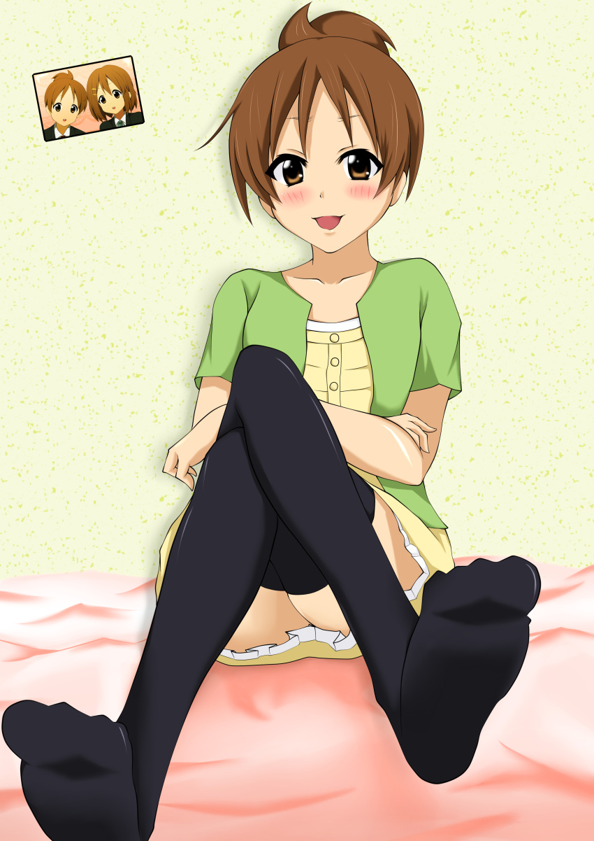 brown_eyes brown_hair crossed_legs highres hirasawa_ui hirasawa_yui k-on! photo_(object) ponytail short_hair sitting thigh-highs thighhighs yoshino-9