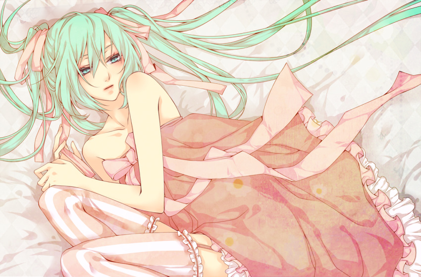 bad_id bare_shoulders garter_straps green_eyes green_hair hair_ribbon hatsune_miku lying natsuki0910 ribbon solo striped striped_legwear striped_thighhighs thigh-highs thighhighs vocaloid